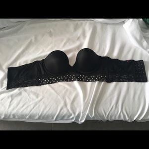 Victoria’s Secret Black Strapless Bra